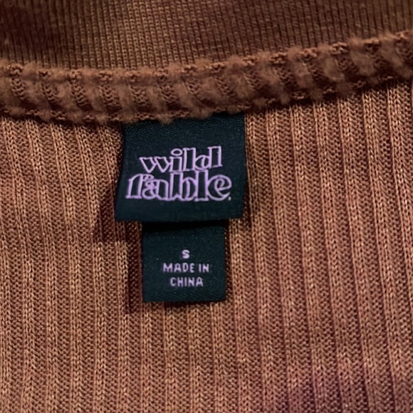 Never Worn : Wild Fable brown cropped long-sleeve - Picture 2 of 2